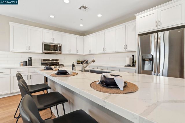 5359 Sopra St, Antioch, CA 94531