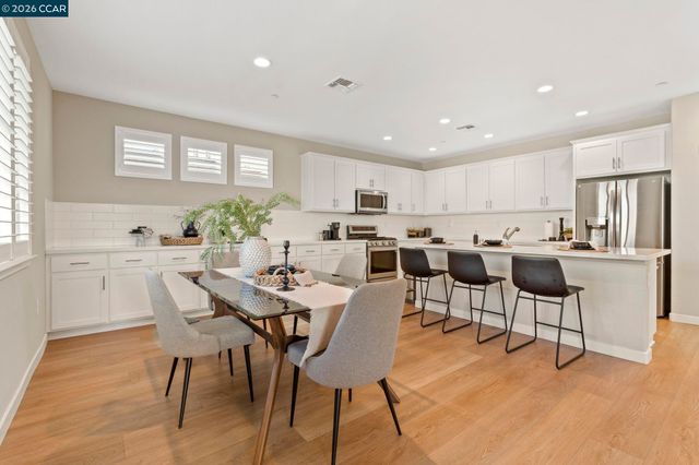 5359 Sopra St, Antioch, CA 94531