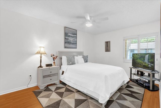 7 ESCONDIDO CIRCLE 72, Altamonte Springs, FL 32701