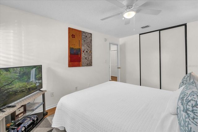 7 ESCONDIDO CIRCLE 72, Altamonte Springs, FL 32701