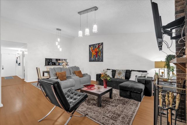 7 ESCONDIDO CIRCLE 72, Altamonte Springs, FL 32701