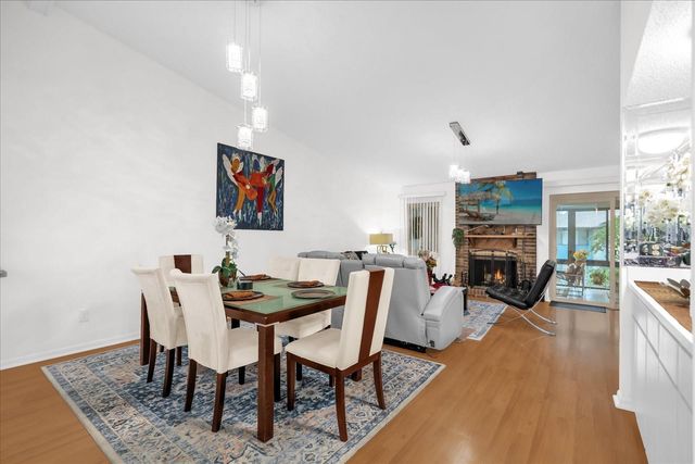 7 ESCONDIDO CIRCLE 72, Altamonte Springs, FL 32701