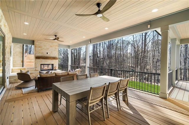 15560 Freemanville Road, Milton, GA 30004