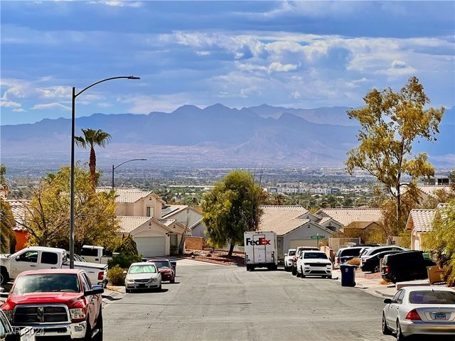 2257 Bridle Wreath Lane, Las Vegas, NV 89156