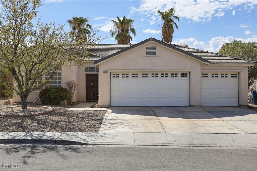 2257 Bridle Wreath Lane, Las Vegas, NV 89156
