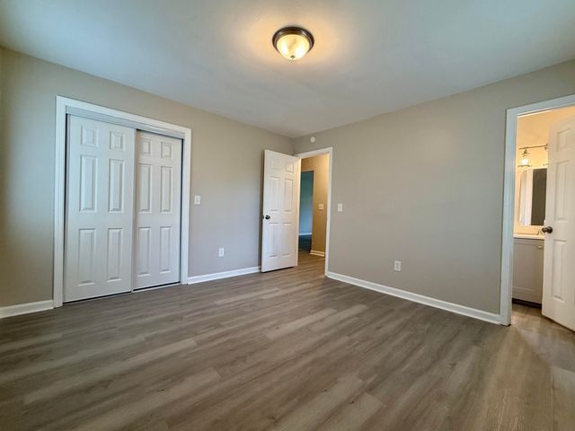2379 Otranto Road, North Charleston, SC 29406