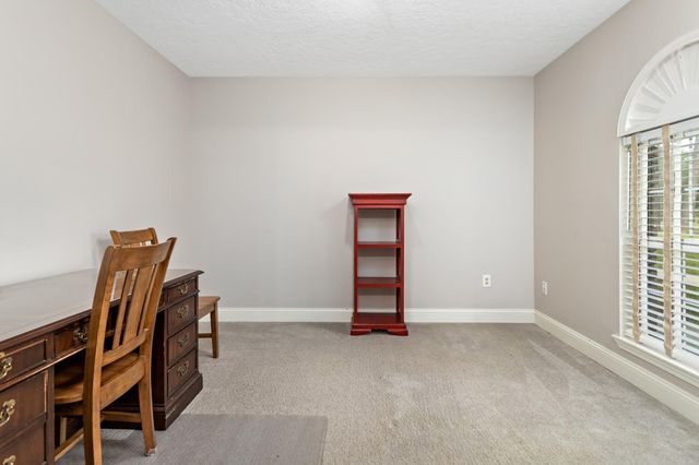 427 Pinemont Drive, Sour Lake, TX 77659