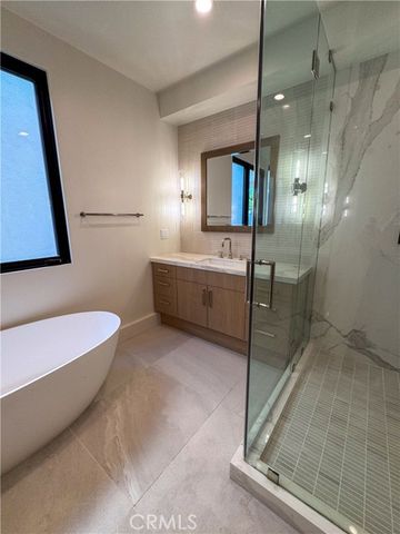 404 16th Street, Manhattan Beach, CA 90266