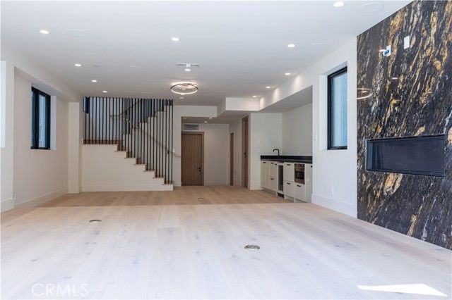 404 16th Street, Manhattan Beach, CA 90266