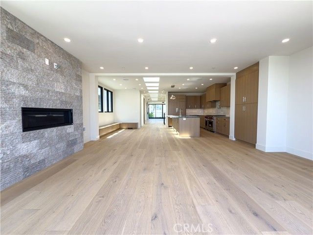 404 16th Street, Manhattan Beach, CA 90266