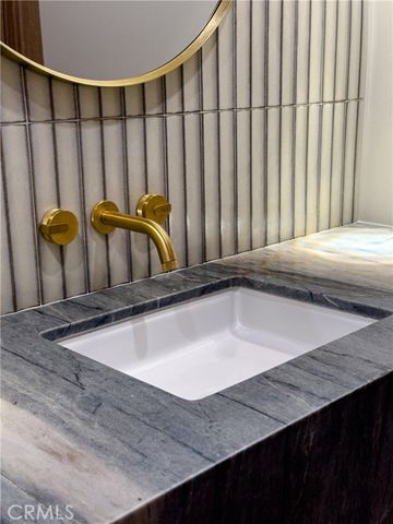 404 16th Street, Manhattan Beach, CA 90266