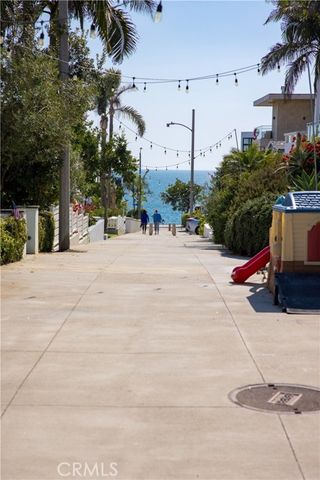 404 16th Street, Manhattan Beach, CA 90266