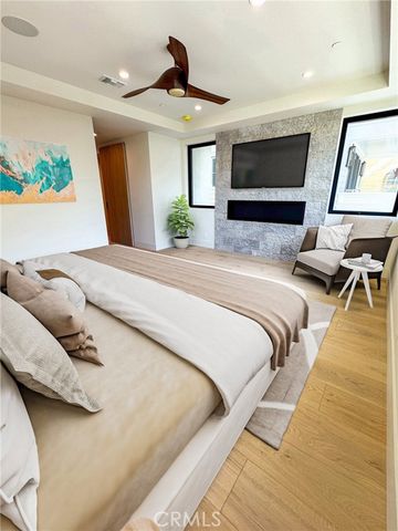 404 16th Street, Manhattan Beach, CA 90266