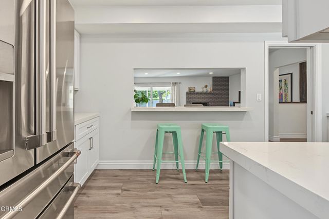 7643 Encino Avenue, Northridge, CA 91325