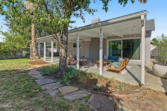 7643 Encino Avenue, Northridge, CA 91325