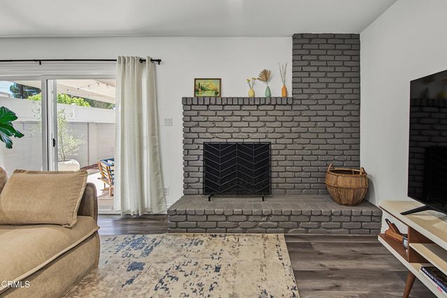 7643 Encino Avenue, Northridge, CA 91325