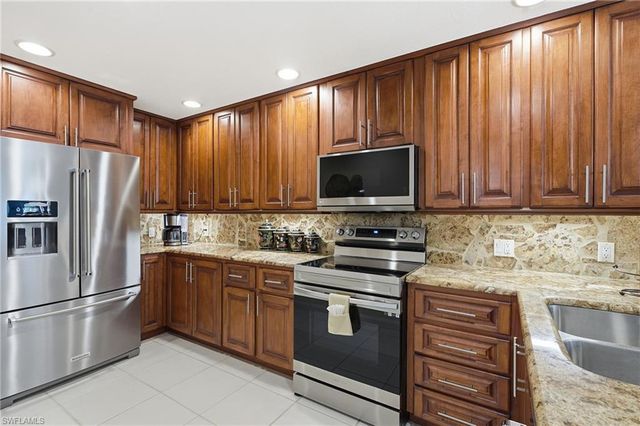 29054 Alessandria CIR, Bonita Springs, FL 34135