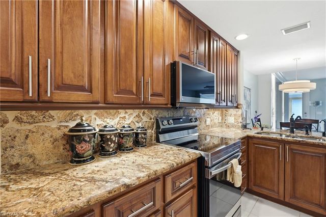 29054 Alessandria CIR, Bonita Springs, FL 34135