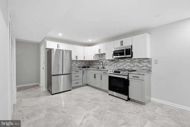 1811 IVERSON ST, Oxon Hill, MD 20745