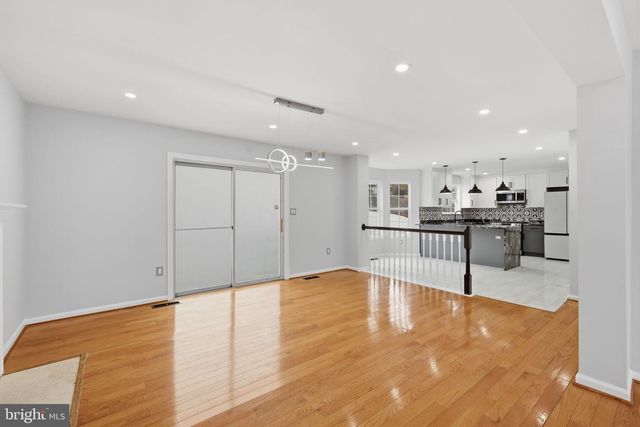 1811 IVERSON ST, Oxon Hill, MD 20745