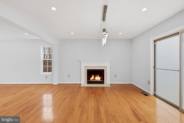 1811 IVERSON ST, Oxon Hill, MD 20745