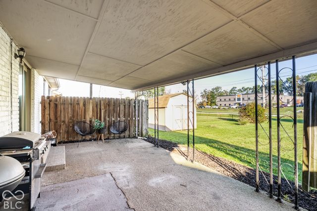 5526 Riva Ridge Drive, Indianapolis, IN 46237