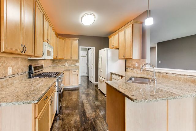 1447 Charlevoix Way, Schererville, IN 46375