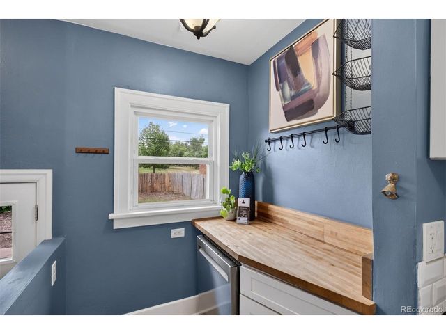 3220 N Madison St, Denver, CO 80205