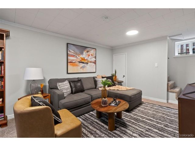3220 N Madison St, Denver, CO 80205