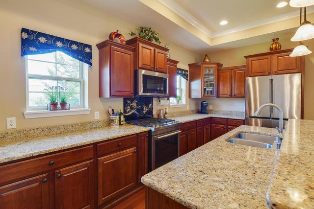 N114W17862 Blackstone COURT, Germantown, WI 53022
