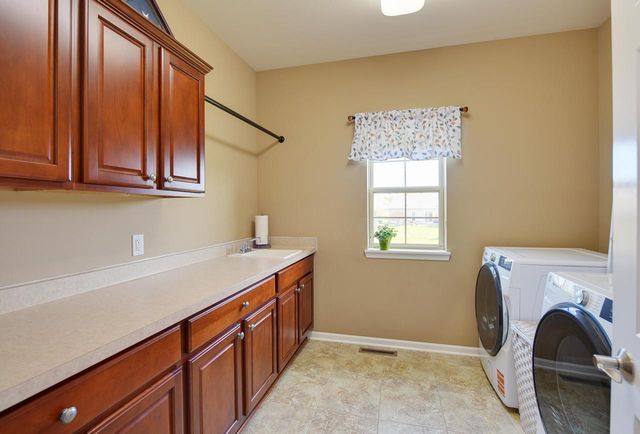 N114W17862 Blackstone COURT, Germantown, WI 53022