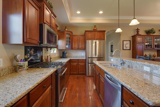 N114W17862 Blackstone COURT, Germantown, WI 53022