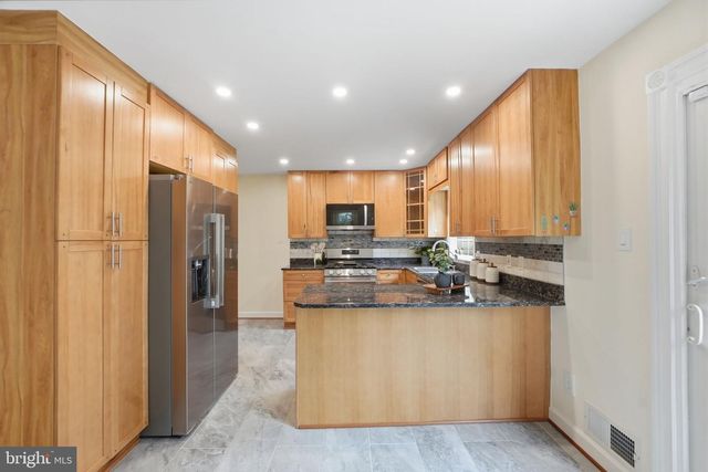 5611 CORNISH WAY, Alexandria, VA 22315