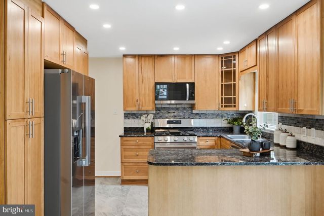 5611 CORNISH WAY, Alexandria, VA 22315