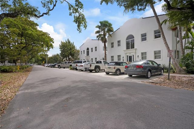 628 Santander Ave 3, Coral Gables, FL 33134