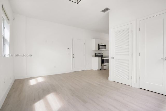 628 Santander Ave 3, Coral Gables, FL 33134