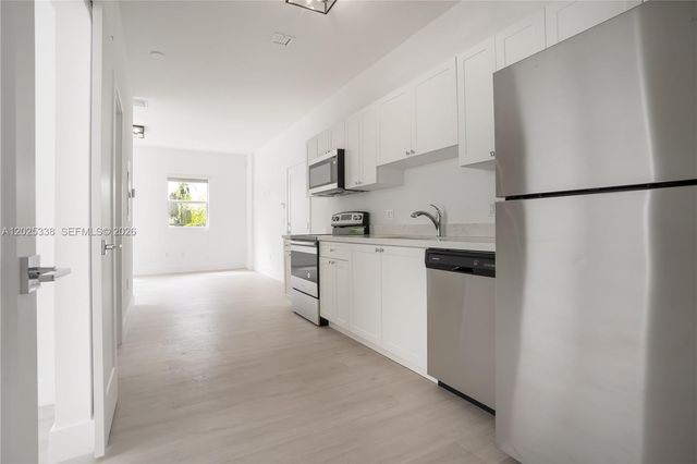628 Santander Ave 3, Coral Gables, FL 33134