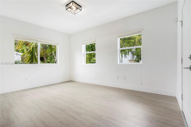 628 Santander Ave 3, Coral Gables, FL 33134