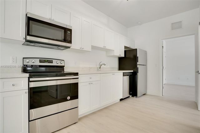 628 Santander Ave 3, Coral Gables, FL 33134