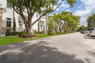 628 Santander Ave 3, Coral Gables, FL 33134