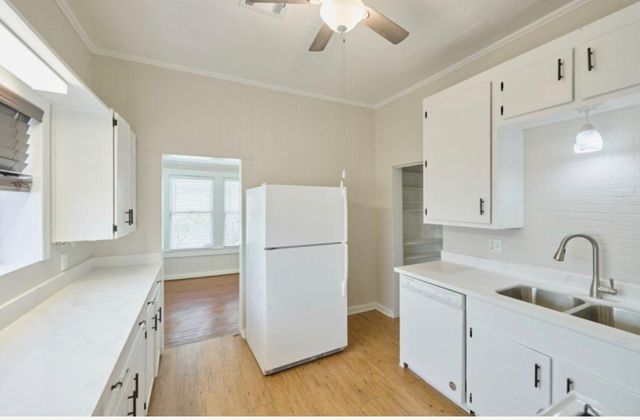 219 W 13th Street, Houston, TX 77008