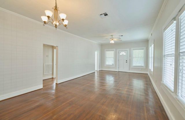 219 W 13th Street, Houston, TX 77008