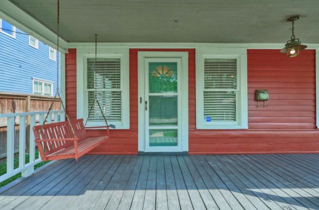 219 W 13th Street, Houston, TX 77008