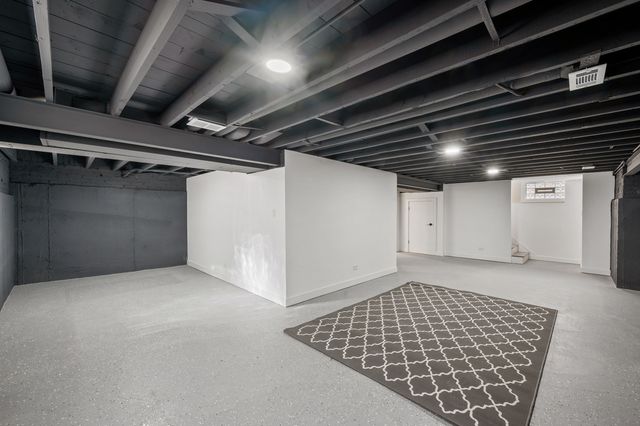 406 N Elm Street, Mount Prospect, IL 60056