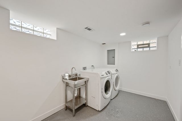 406 N Elm Street, Mount Prospect, IL 60056