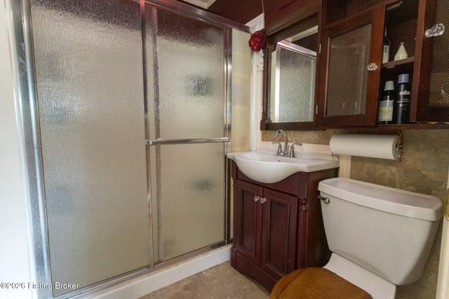 9409 Dalton Dr, Louisville, KY 40272
