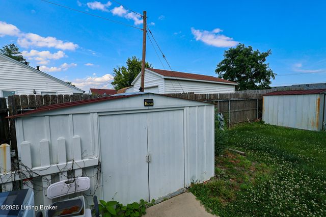 9409 Dalton Dr, Louisville, KY 40272