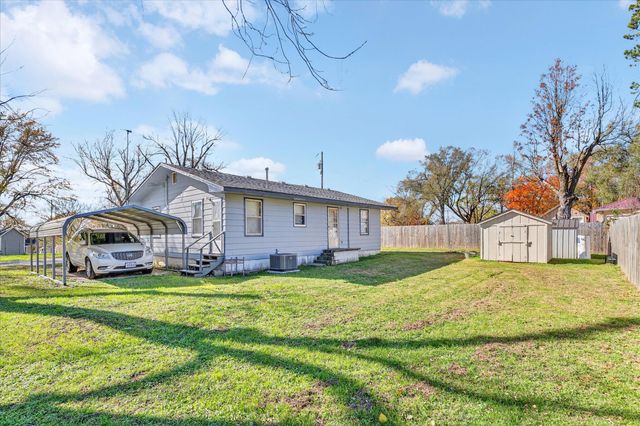 406 E Grant Street, Ash Grove, MO 65604