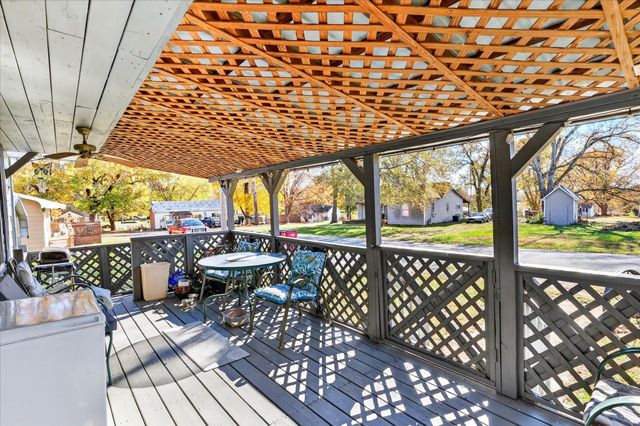 406 E Grant Street, Ash Grove, MO 65604