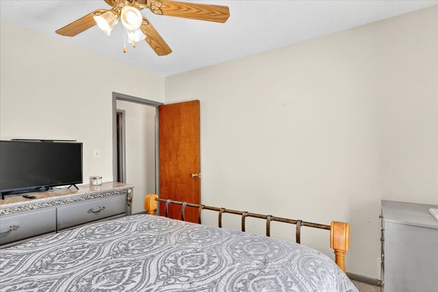 406 E Grant Street, Ash Grove, MO 65604